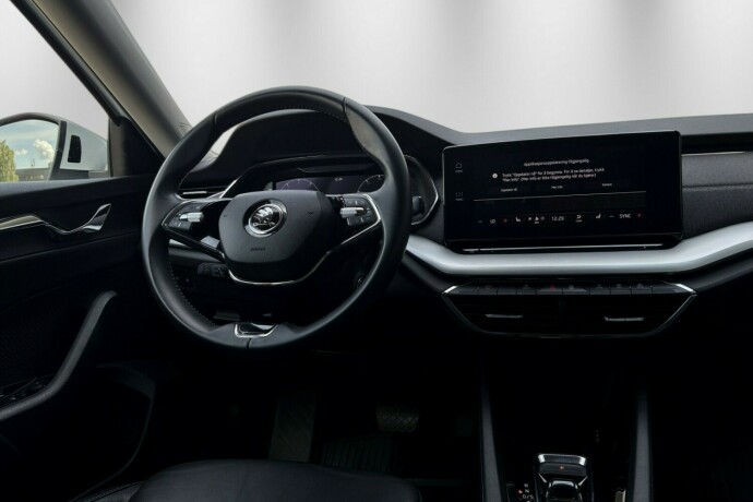 skoda-octavia-elektrisitetbensin-2021-big-29