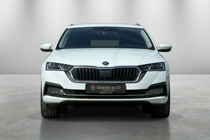 skoda-octavia-elektrisitetbensin-2021-big-3