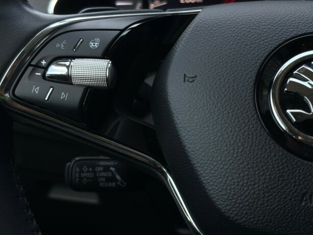 skoda-octavia-elektrisitetbensin-2021-big-27
