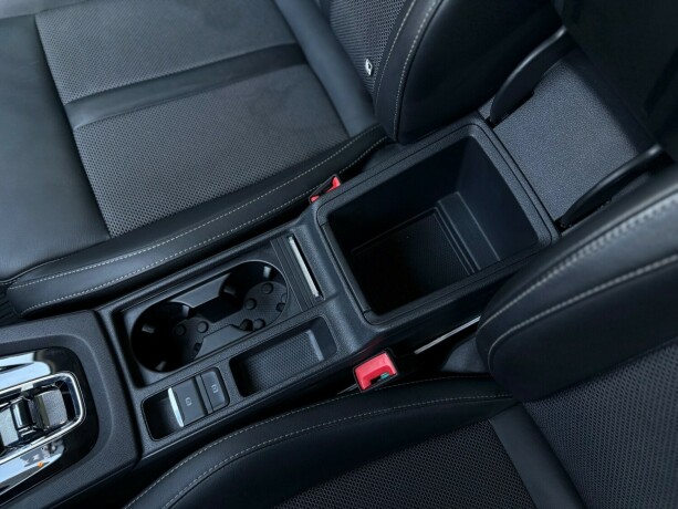 skoda-octavia-elektrisitetbensin-2021-big-31