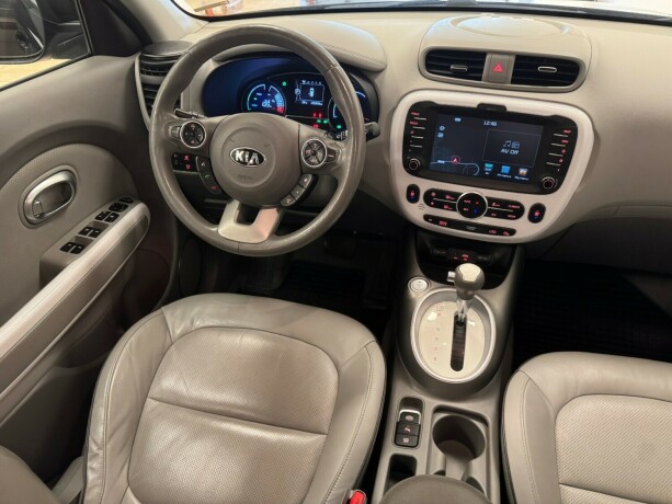 kia-soul-elektrisitet-2017-big-9