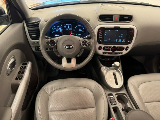 kia-soul-elektrisitet-2017-big-7