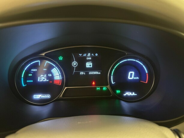 kia-soul-elektrisitet-2017-big-18