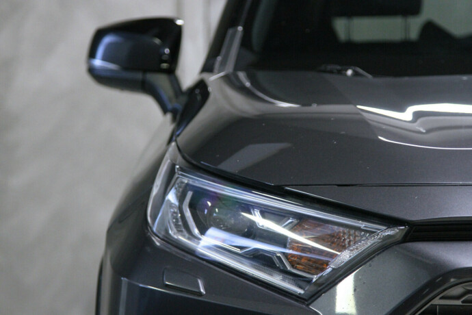 toyota-rav4-elektrisitetbensin-2020-big-21