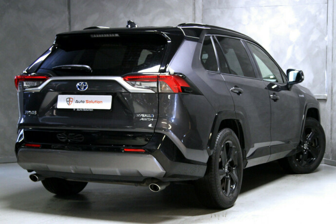 toyota-rav4-elektrisitetbensin-2020-big-1