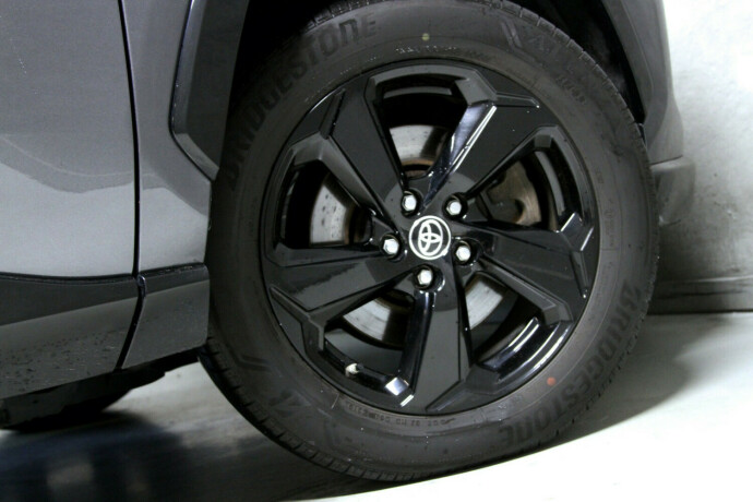 toyota-rav4-elektrisitetbensin-2020-big-24