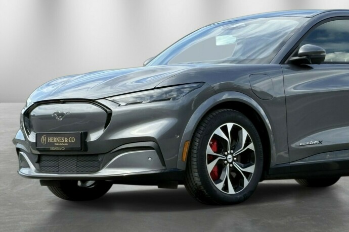 ford-mustang-mach-e-elektrisitet-2021-big-4