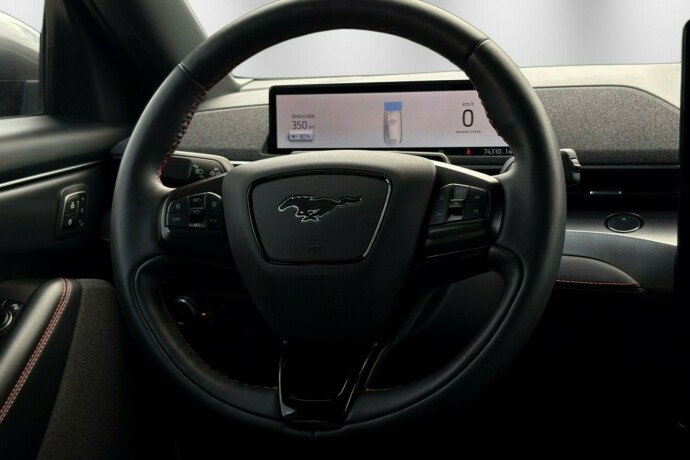 ford-mustang-mach-e-elektrisitet-2021-big-13