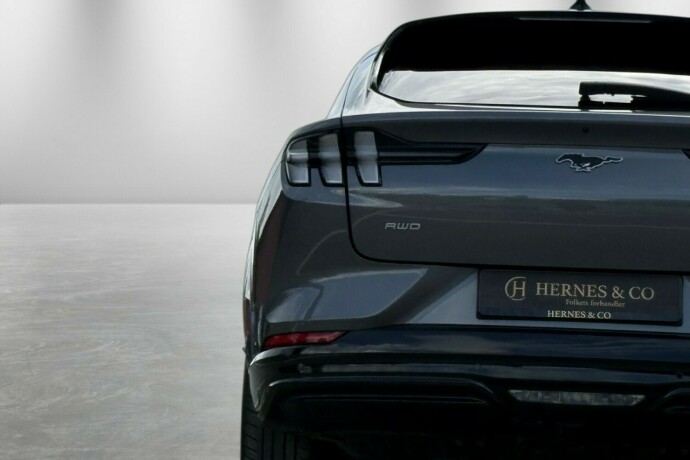 ford-mustang-mach-e-elektrisitet-2021-big-8