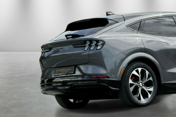 ford-mustang-mach-e-elektrisitet-2021-big-6