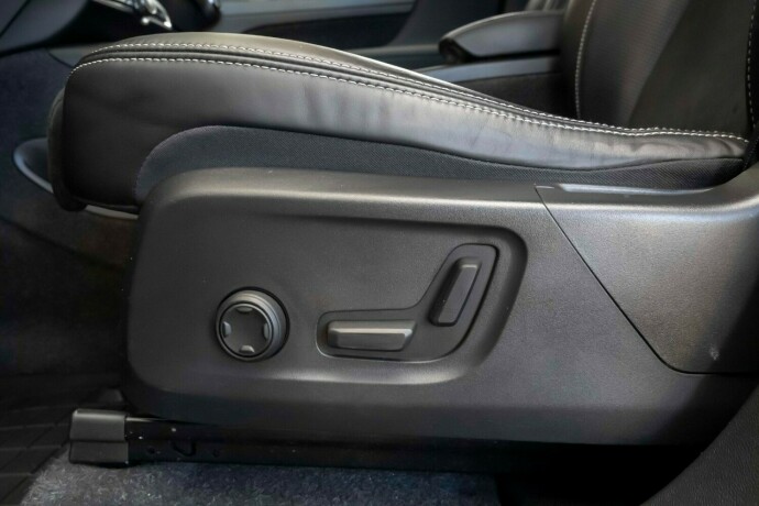 volvo-xc-40-elektrisitet-2021-big-10