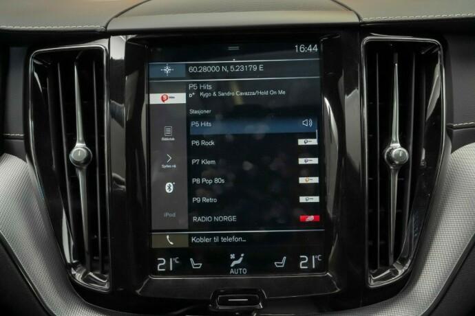 volvo-xc-60-elektrisitetbensin-2018-big-17