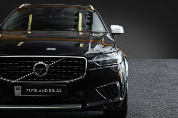 volvo-xc-60-elektrisitetbensin-2018-big-4