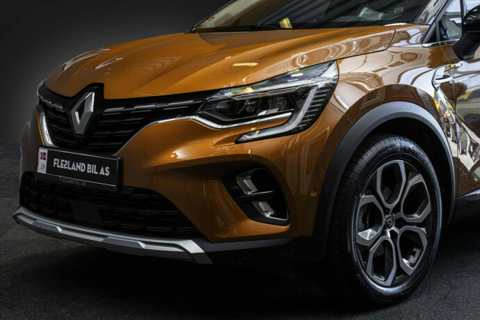 renault-captur-elektrisitetbensin-2020-big-1