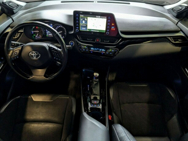 toyota-c-hr-elektrisitetbensin-2020-big-10