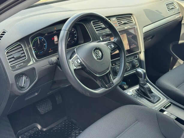 volkswagen-golf-elektrisitet-2019-big-5