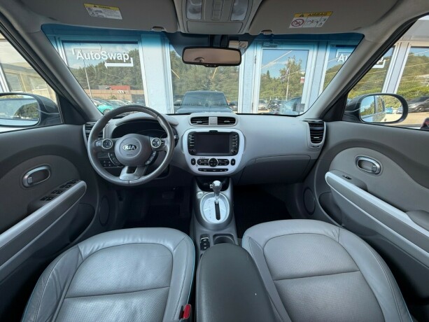 kia-soul-elektrisitet-2015-big-31