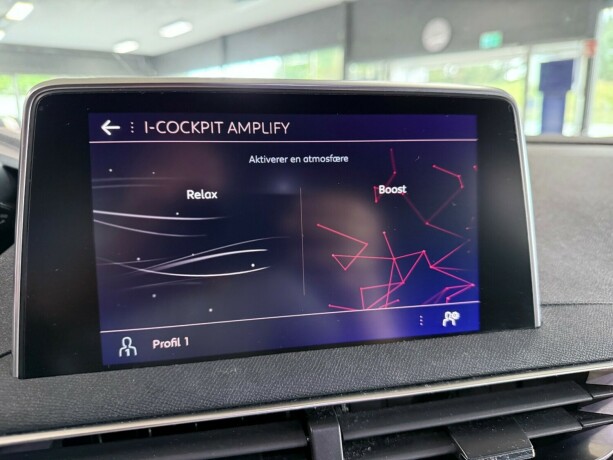 peugeot-3008-bensin-2018-big-30