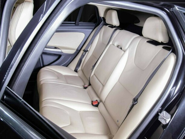 volvo-v60-elektrisitetdiesel-2016-big-35