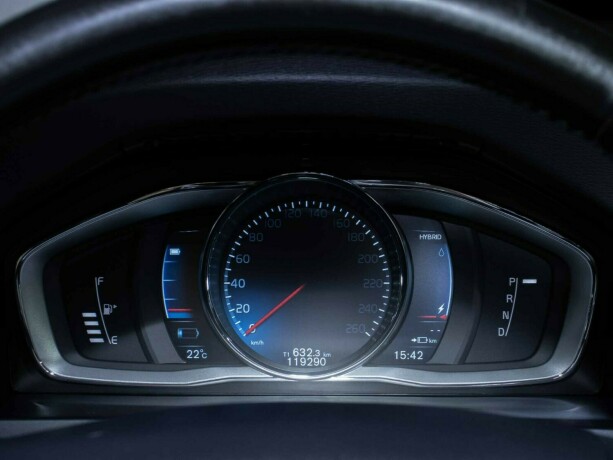 volvo-v60-elektrisitetdiesel-2016-big-26