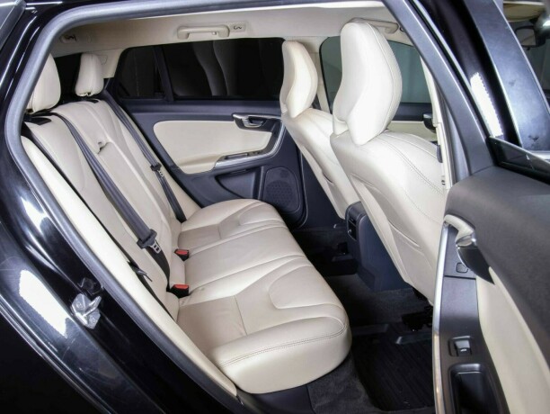 volvo-v60-elektrisitetdiesel-2016-big-14