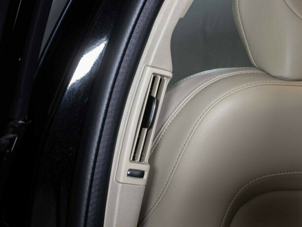 volvo-v60-elektrisitetdiesel-2016-big-32