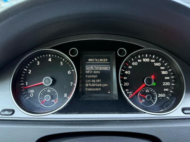 volkswagen-passat-bensin-2012-big-17