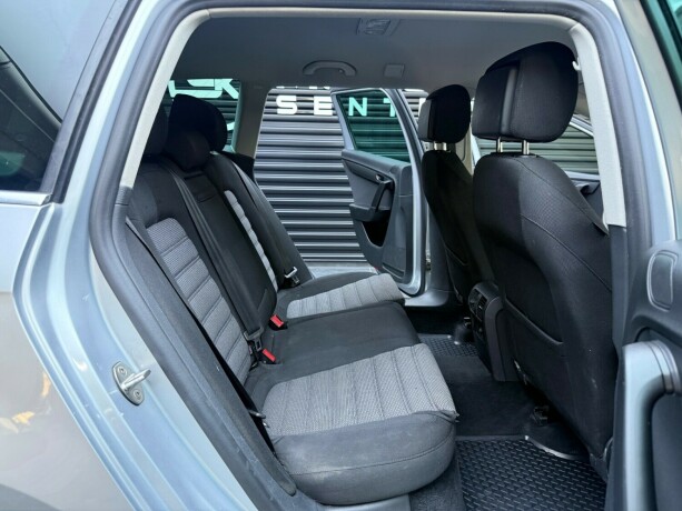 volkswagen-passat-bensin-2012-big-31