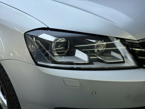 volkswagen-passat-bensin-2012-big-3