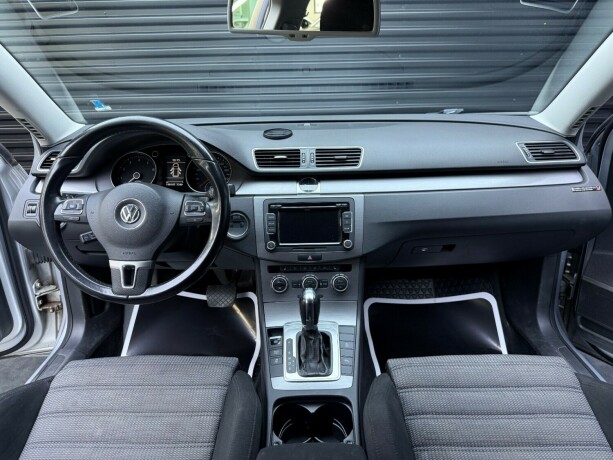 volkswagen-passat-bensin-2012-big-9