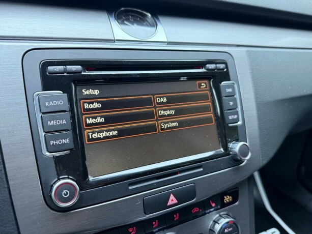 volkswagen-passat-bensin-2012-big-20