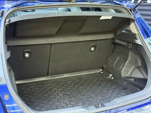 toyota-auris-elektrisitetbensin-2017-big-32