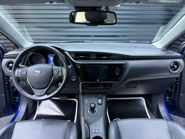 toyota-auris-elektrisitetbensin-2017-big-9