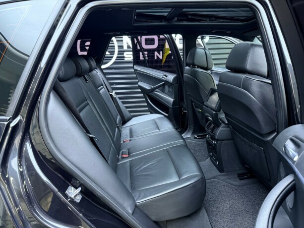 bmw-x5-m-bensin-2011-big-39