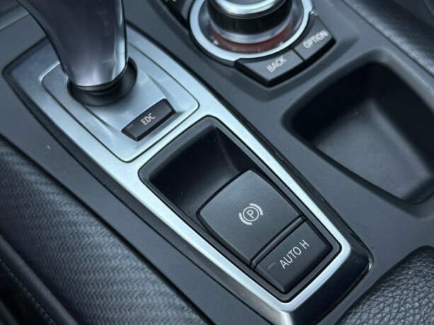 bmw-x5-m-bensin-2011-big-31