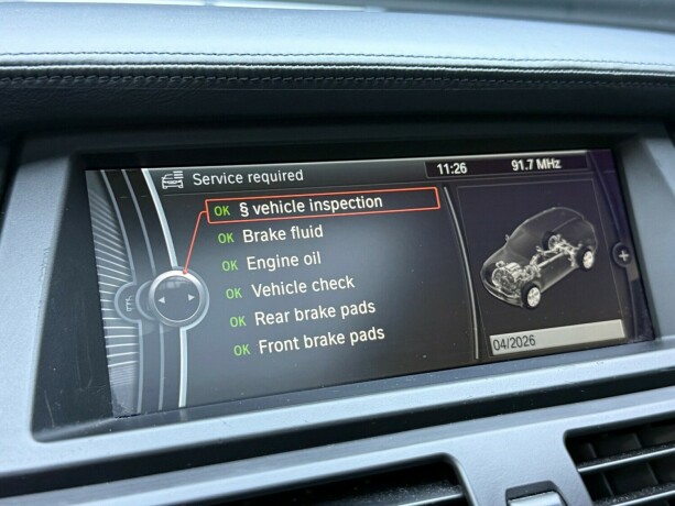 bmw-x5-m-bensin-2011-big-27
