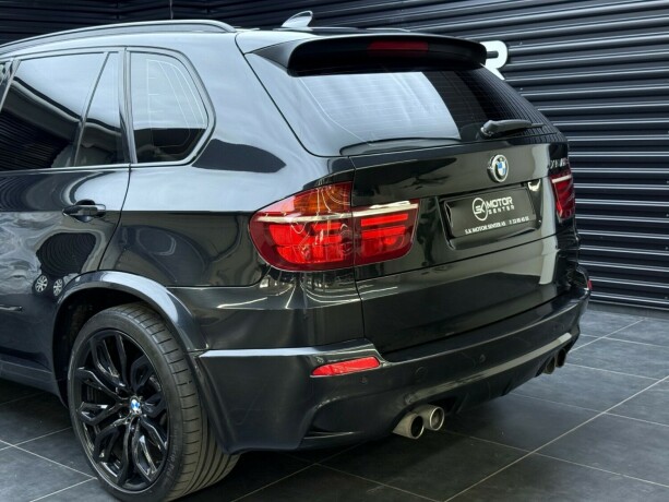bmw-x5-m-bensin-2011-big-6