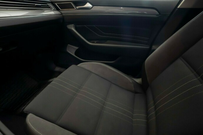 volkswagen-passat-alltrack-diesel-2022-big-9