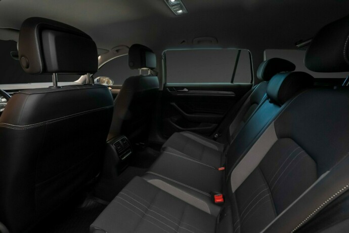 volkswagen-passat-alltrack-diesel-2022-big-16