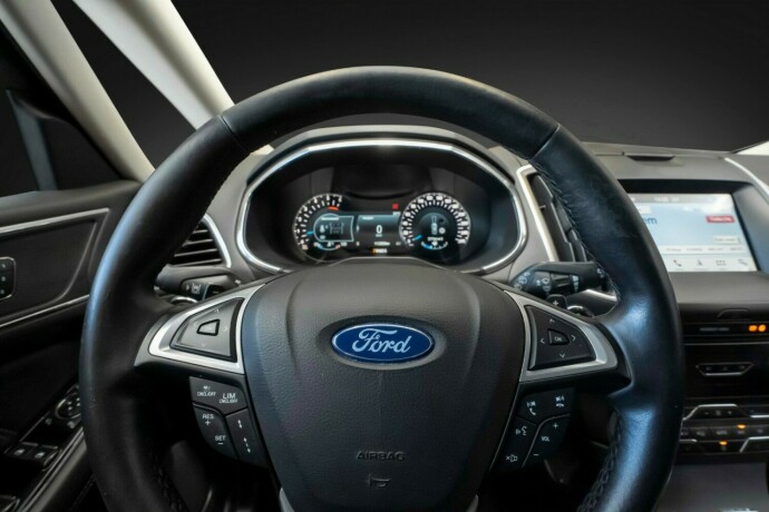 ford-s-max-diesel-2017-big-14
