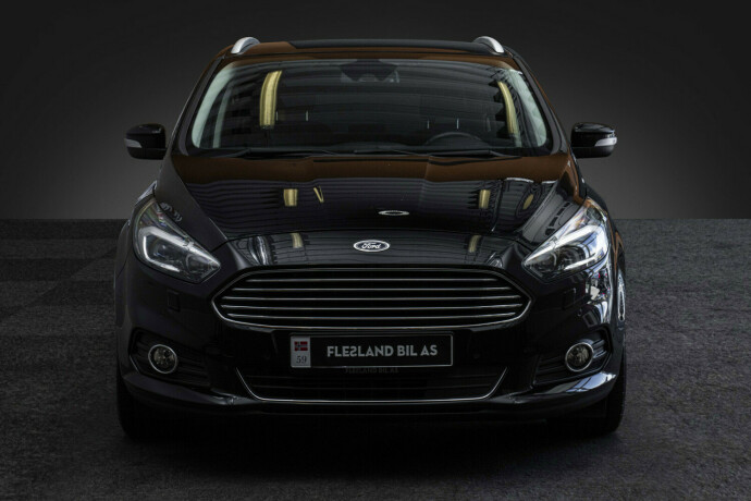 ford-s-max-diesel-2017-big-3