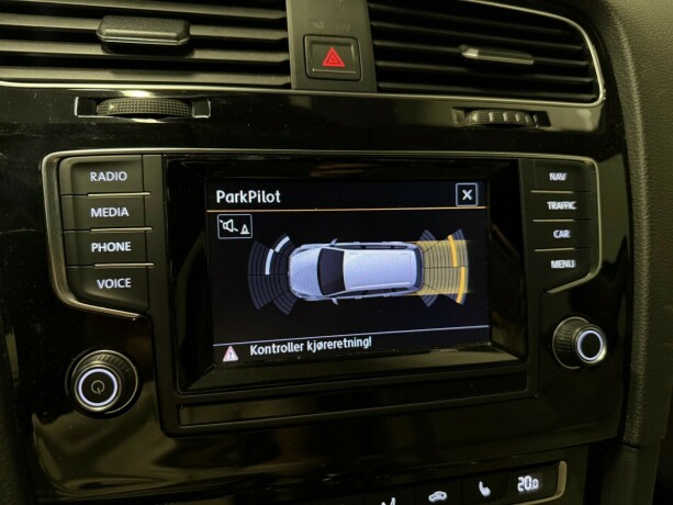 volkswagen-golf-diesel-2014-big-20
