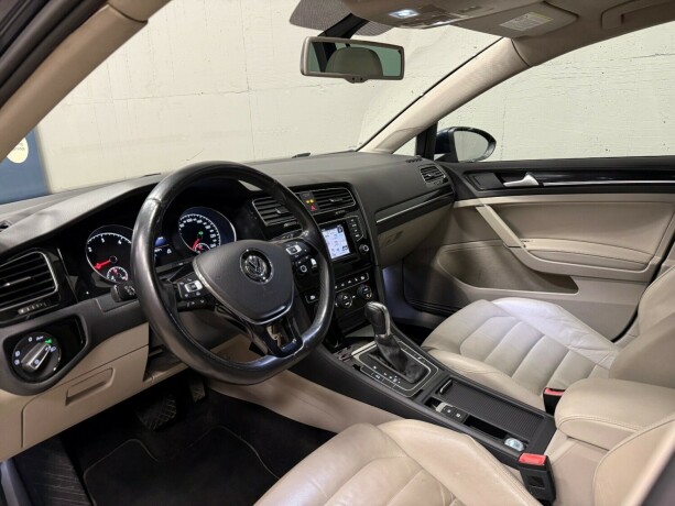 volkswagen-golf-diesel-2014-big-12