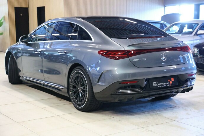 mercedes-benz-eqe-elektrisitet-2022-big-1