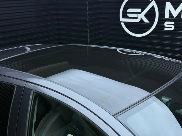 toyota-yaris-elektrisitetbensin-2012-big-5