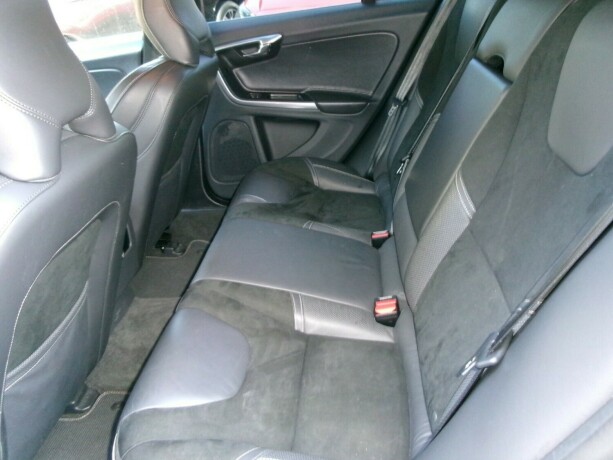 volvo-v60-elektrisitetdiesel-2015-big-7