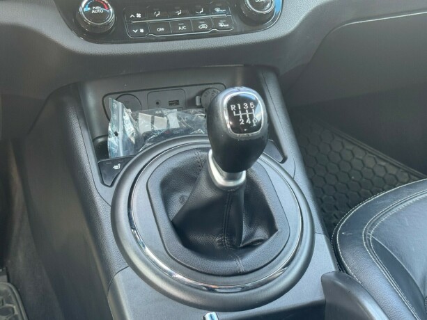 kia-sportage-bensin-2013-big-9