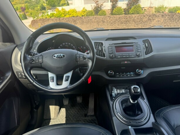kia-sportage-bensin-2013-big-7
