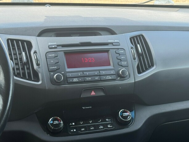 kia-sportage-bensin-2013-big-8