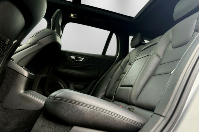volvo-v60-elektrisitetbensin-2019-big-33